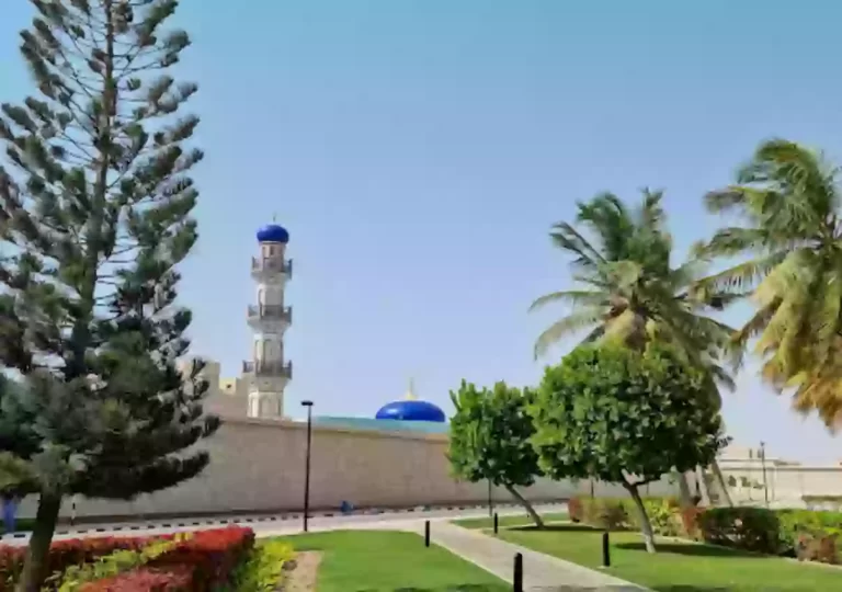 أفضل اماكن و مواقع سياحية في ظفار بسلطنة عمان دليل شامل 2022